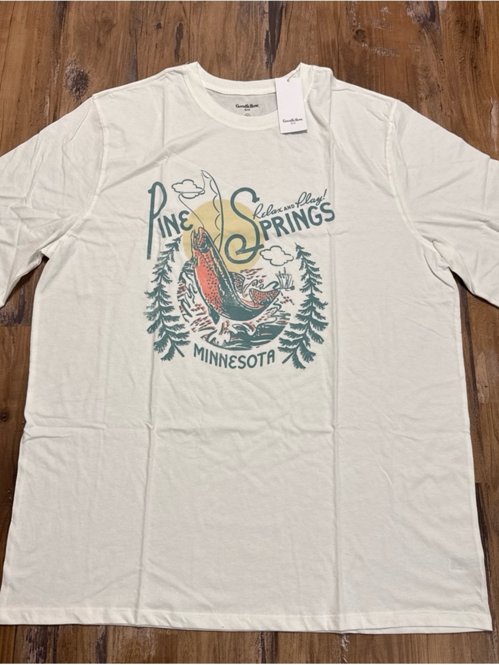 Goodfellow & Co White 'Pine Springs Minnesota' Graphic Tee